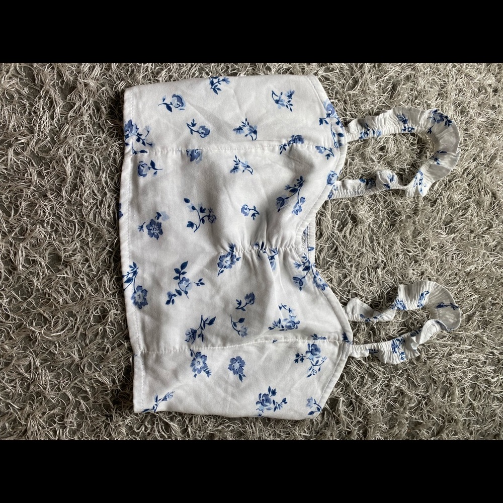 Hollister Crop Top